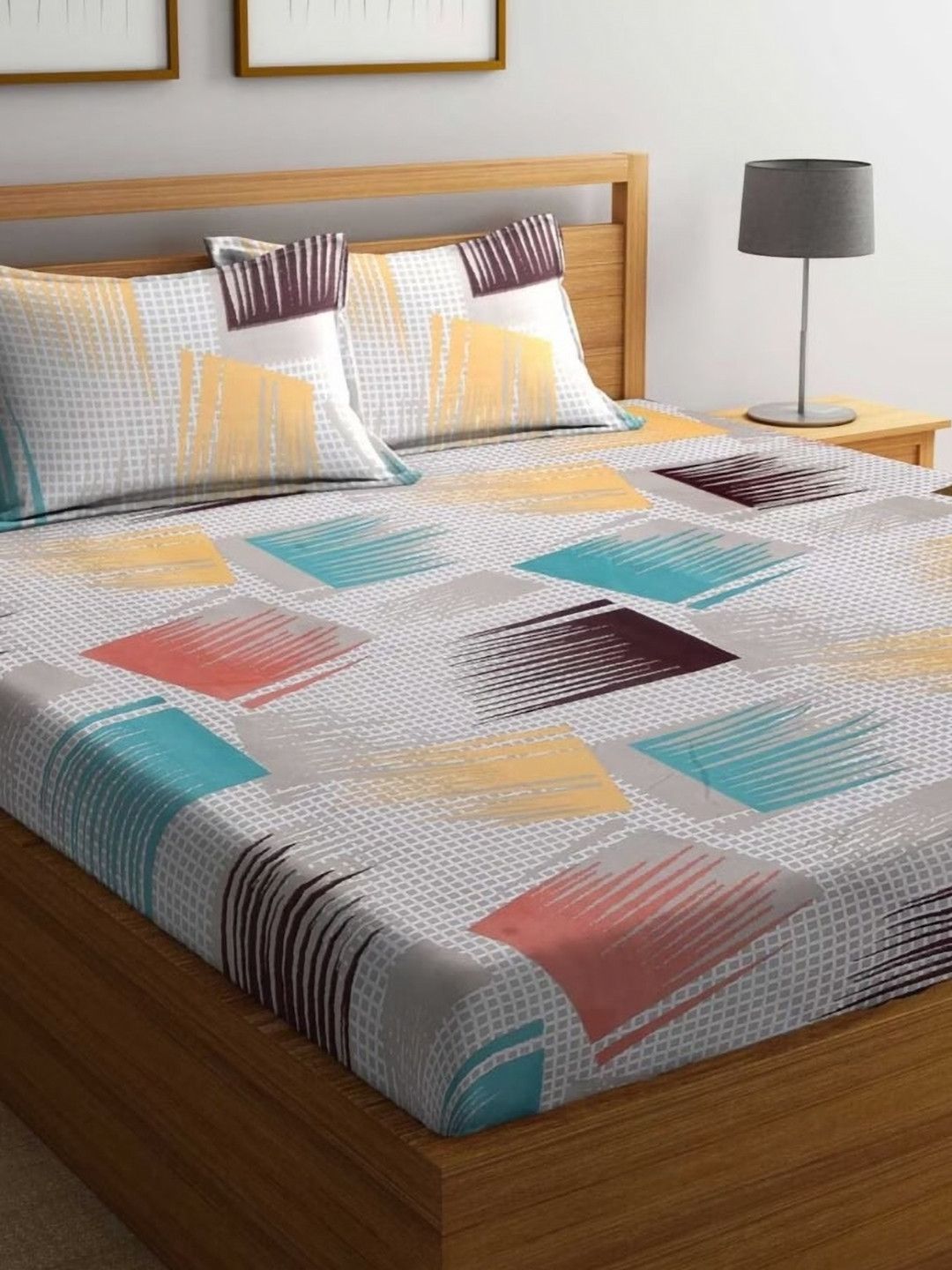 Innovative Edge White Abstract Cotton 180 TC King Fine Bedsheet with 2 Pillow Covers-254 x 228 cm