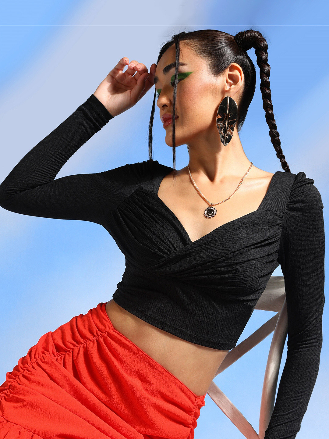 Veni Vidi Vici Sweetheart Neck Crepe Crop Top