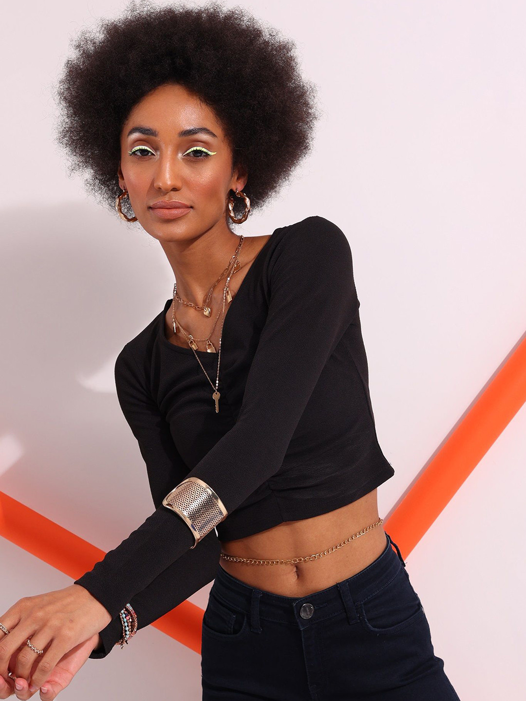 Veni Vidi Vici Black V-Neck Long Sleeves Gathered Ruched Crop Top