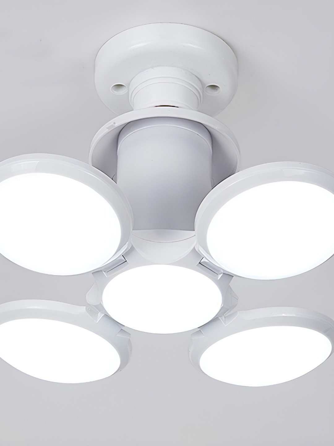 SPARK WORLD White 5 Pieces Wireless AC Adapter Football LED Smart Lights