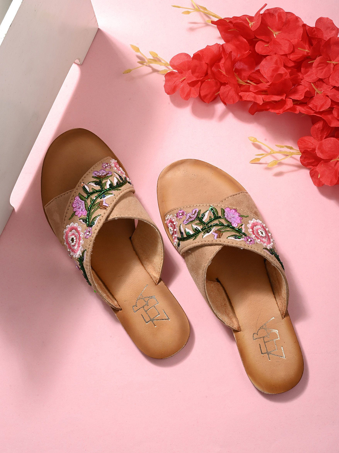 Zebba Women Embellished Open Toe Flats