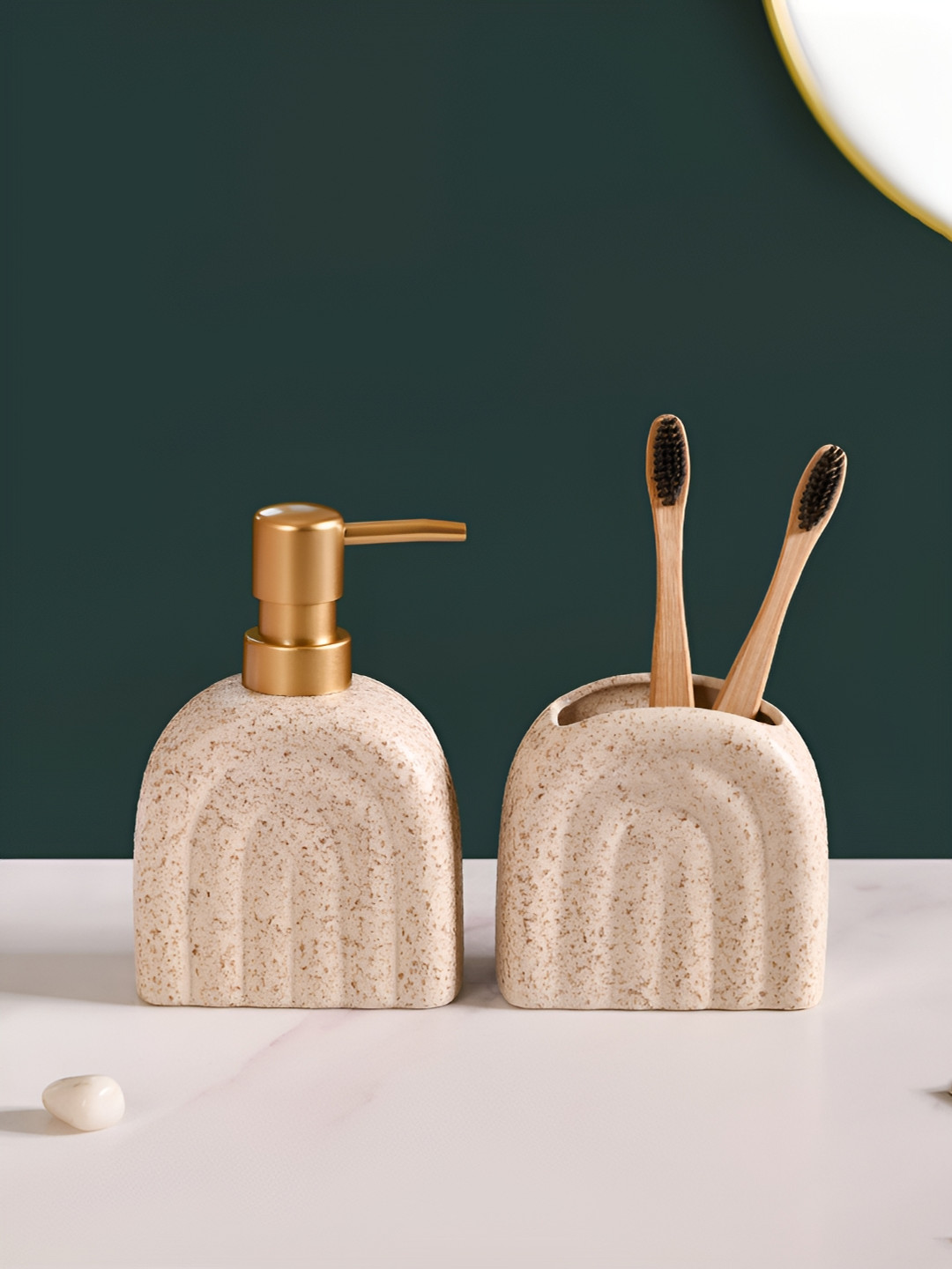 Nestasia Brown 2 Pieces Textured Ceramic Soap Dispenser With Toothbrush Holder