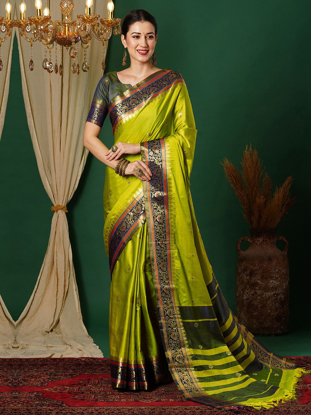 Mitera Woven Design Zari Banarasi Saree