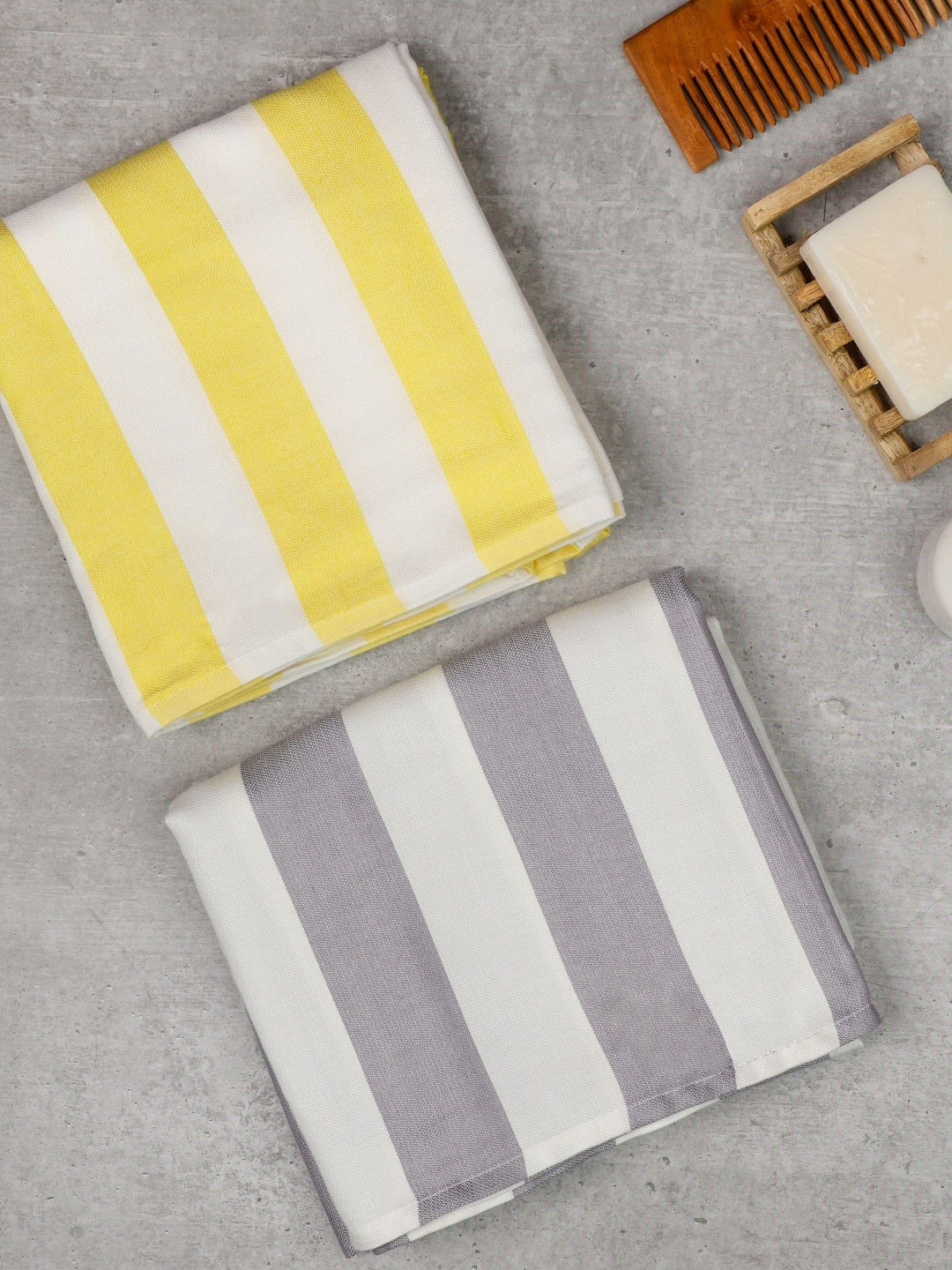 ZAHYA Yellow & Grey Pack of 2 Pure Bamboo Bath Towel Set