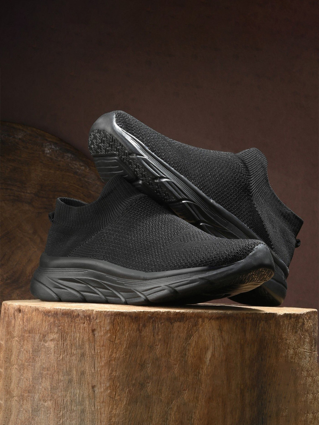 KRAASA Men Mesh Slip-On Walking Shoes