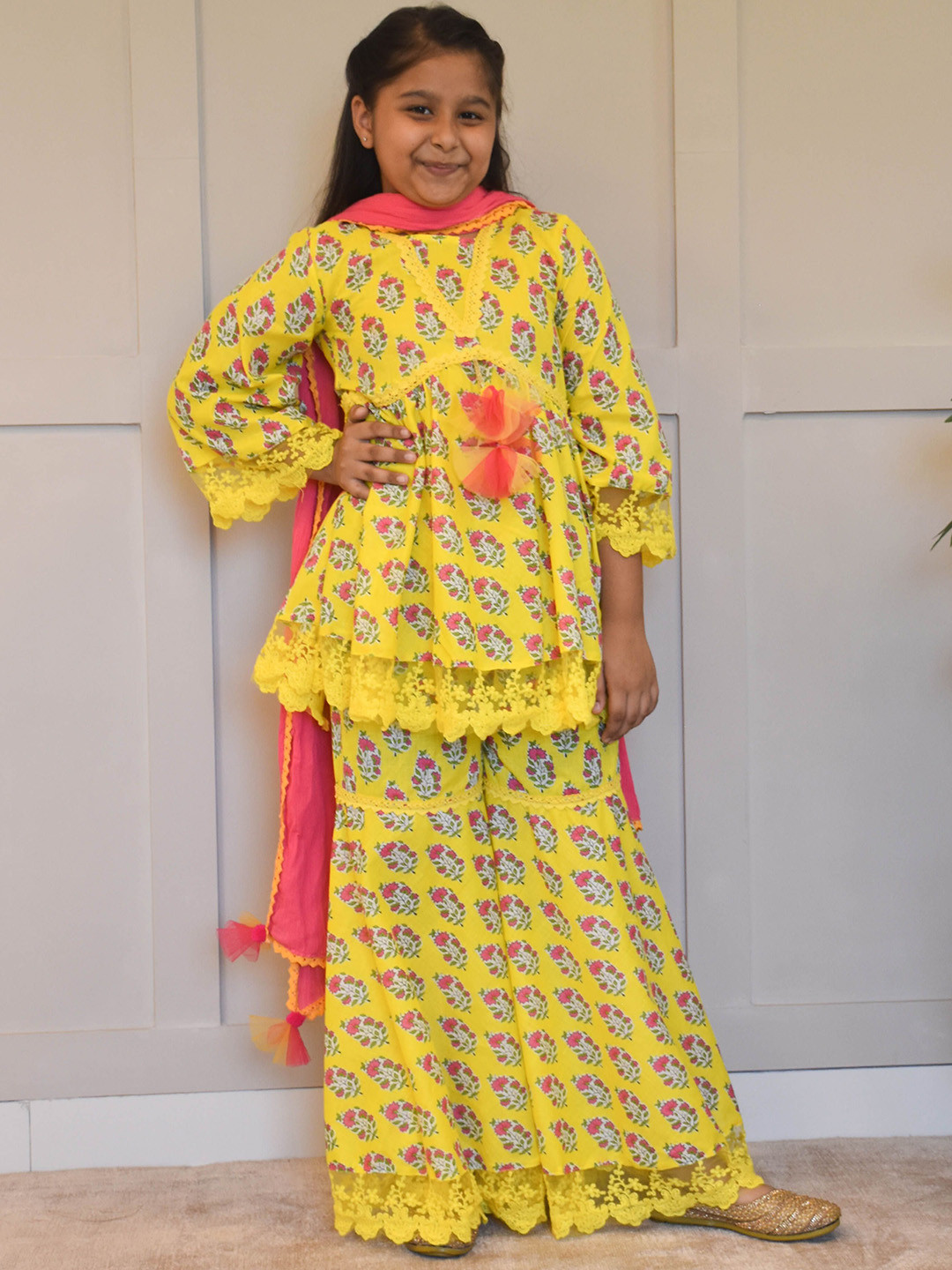 Fayon Kids Girls Floral Printed Regular Pure Cotton Kurti with Sharara & With Dupatta