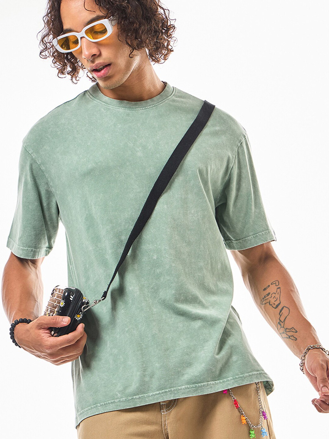 Bewakoof Men Oversized Acid Wash T-shirt