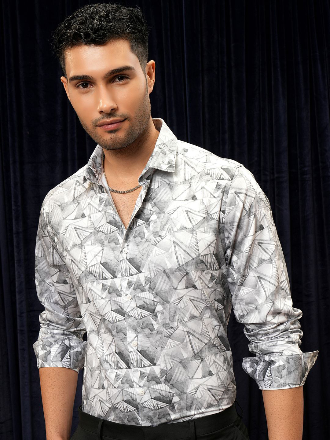 LOCOMOTIVE Luxe Slim Fit Abstract Printed Cotton Casual Shirt