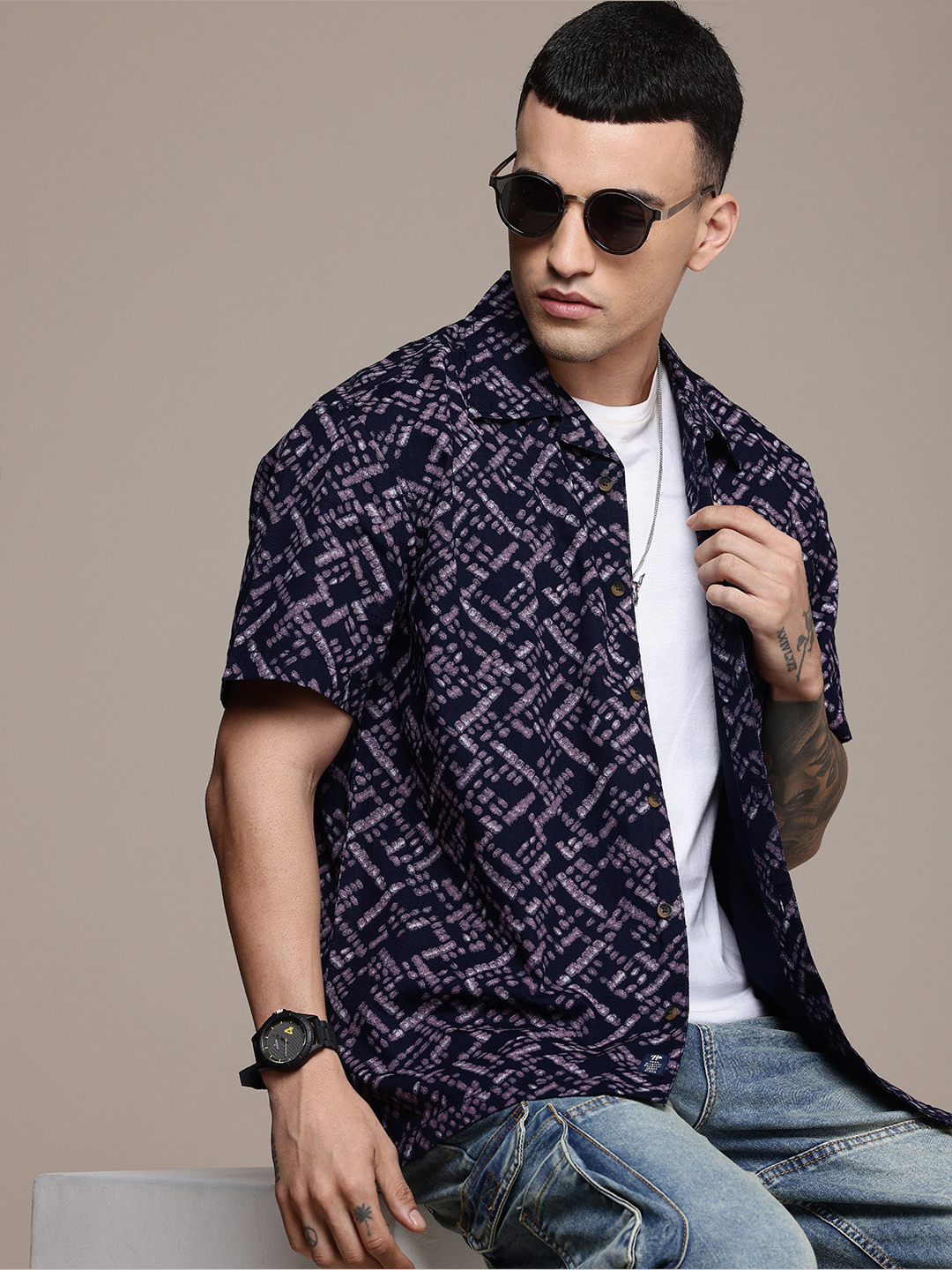 Roadster Men Printed Cuban Collar Relaxed Fit Pure Cotton Casual Shirt
