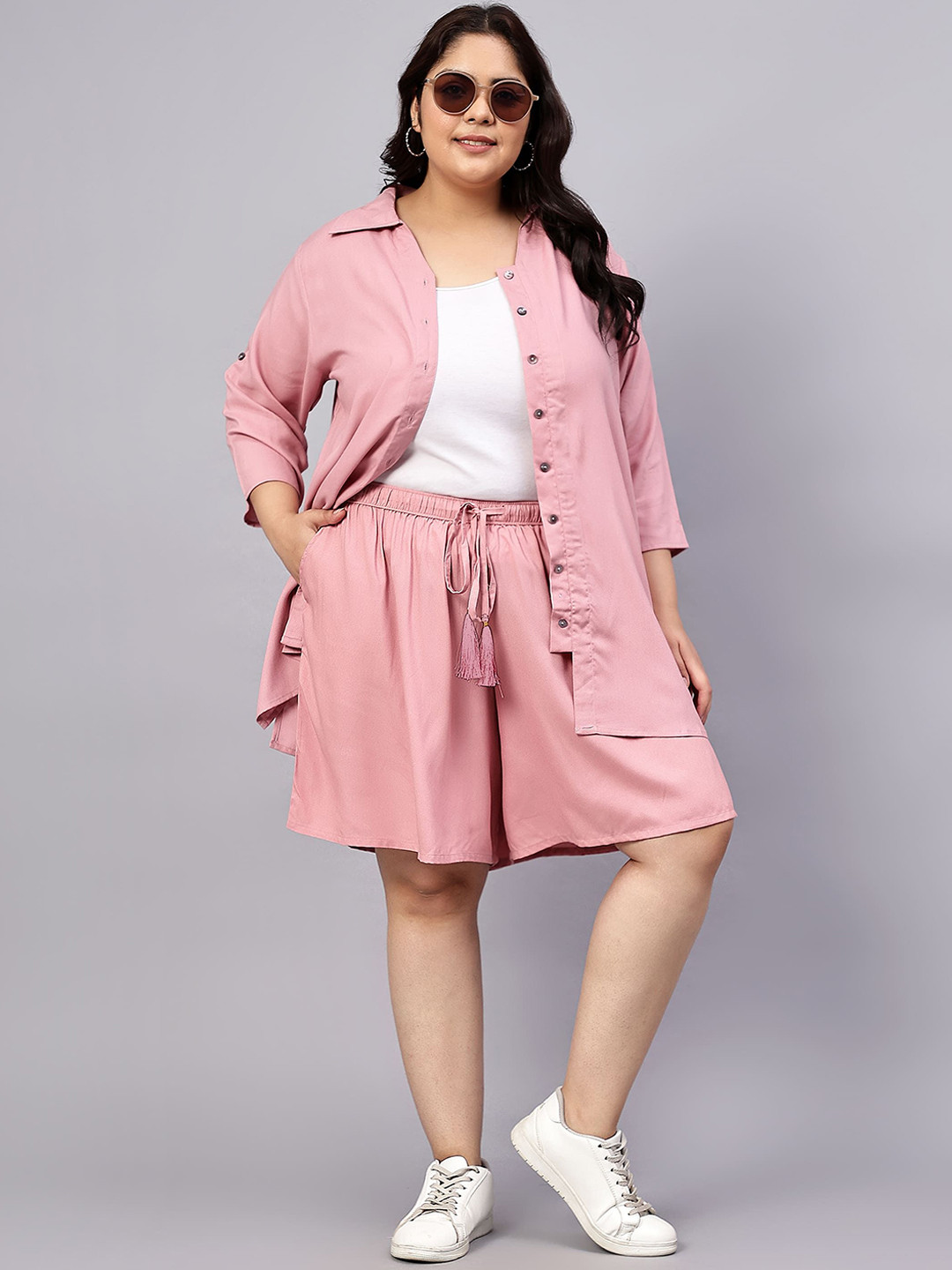 Indietoga Plus Size Roll-Up Sleeves Shirt & Flared Shorts