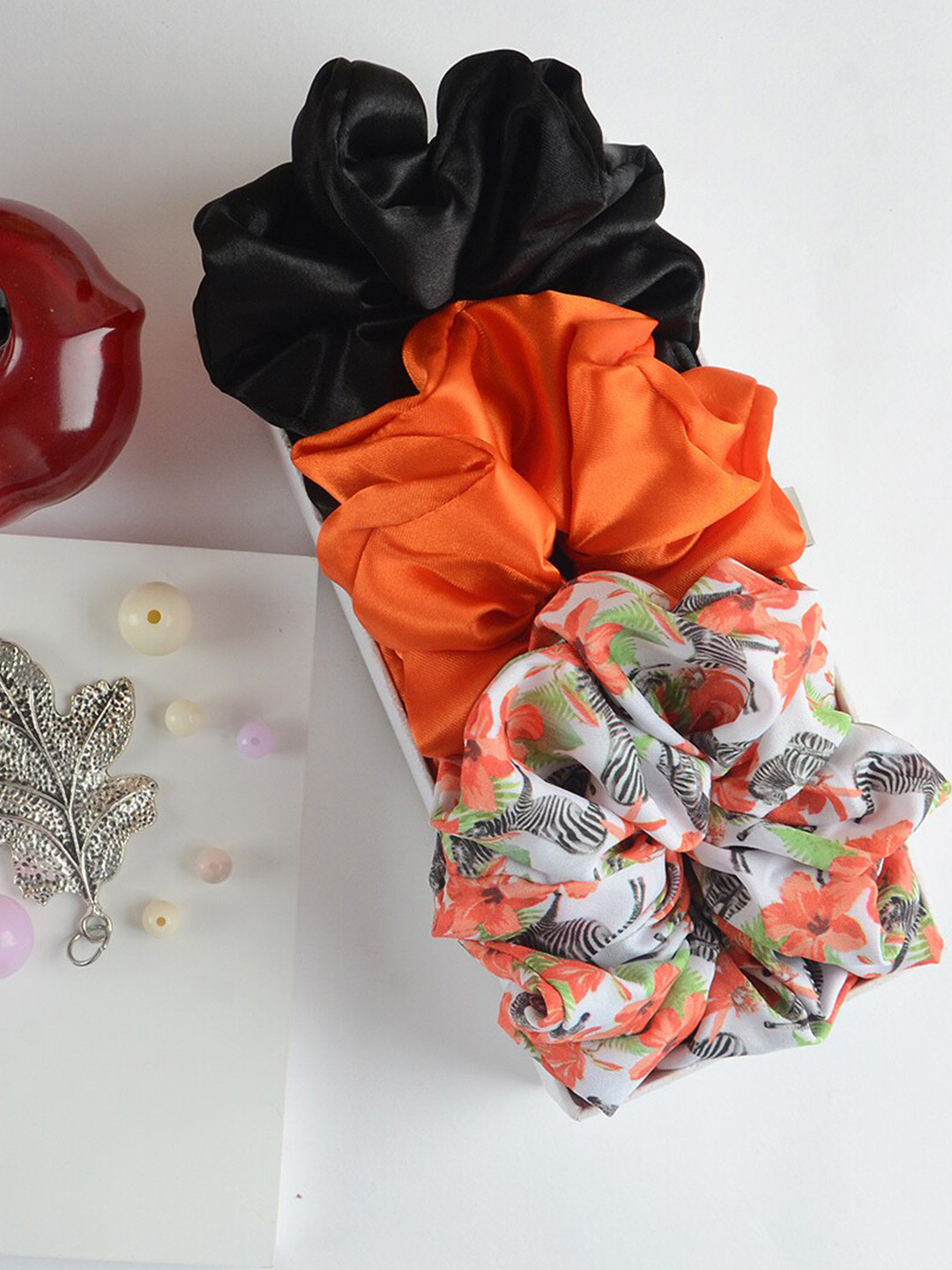 Radhu & Kabby Women Set Of 3 Scrunchies