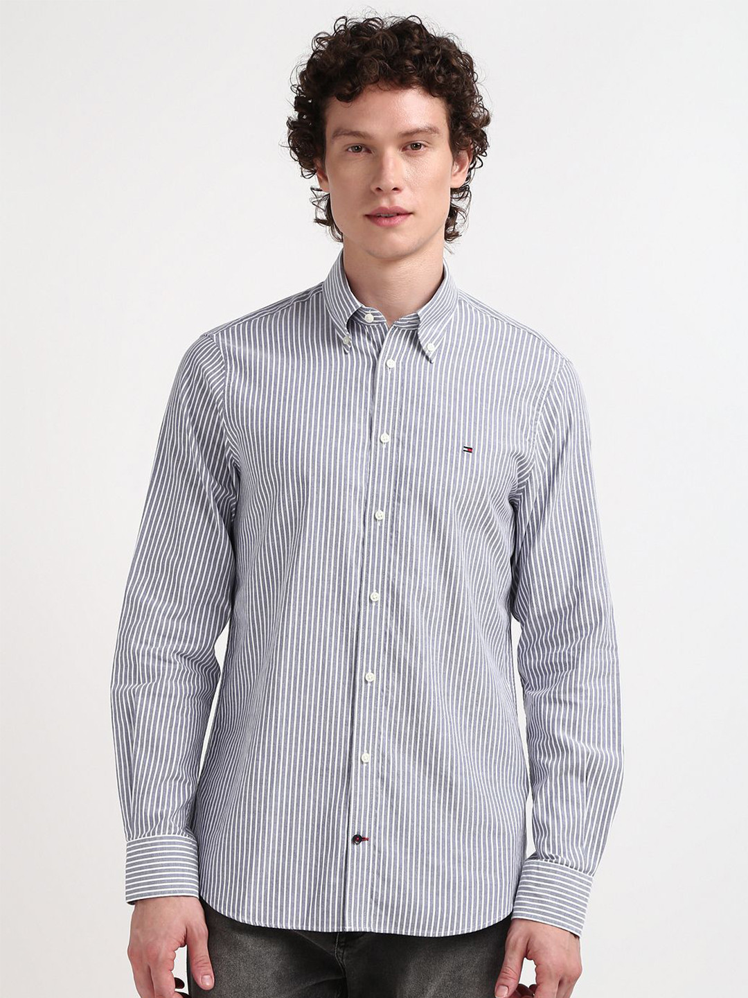 Tommy Hilfiger Men Vertical Stripes Casual Shirt