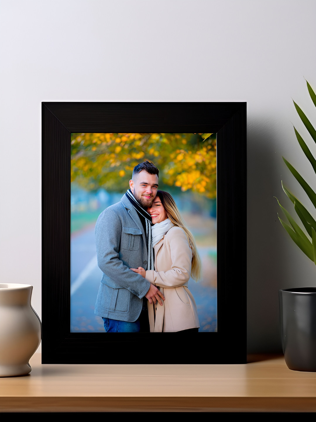DecorTwist Black 1 Pieces Wood Wall Photo Frames