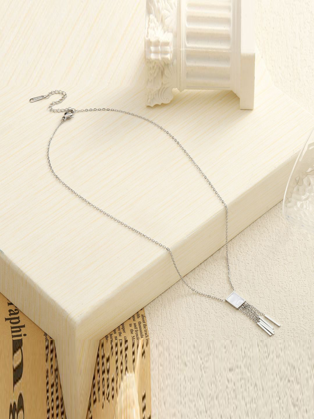 SALTY Women Lobster Closure Necklace