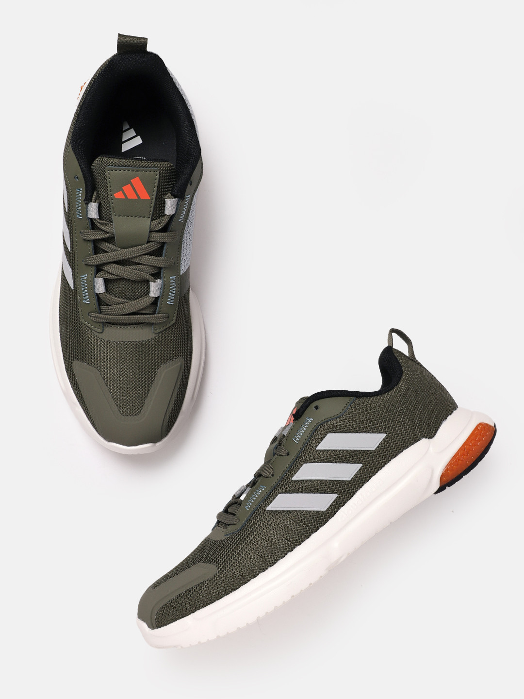 ADIDAS Men Track Fun Colourblocked Running Shoes