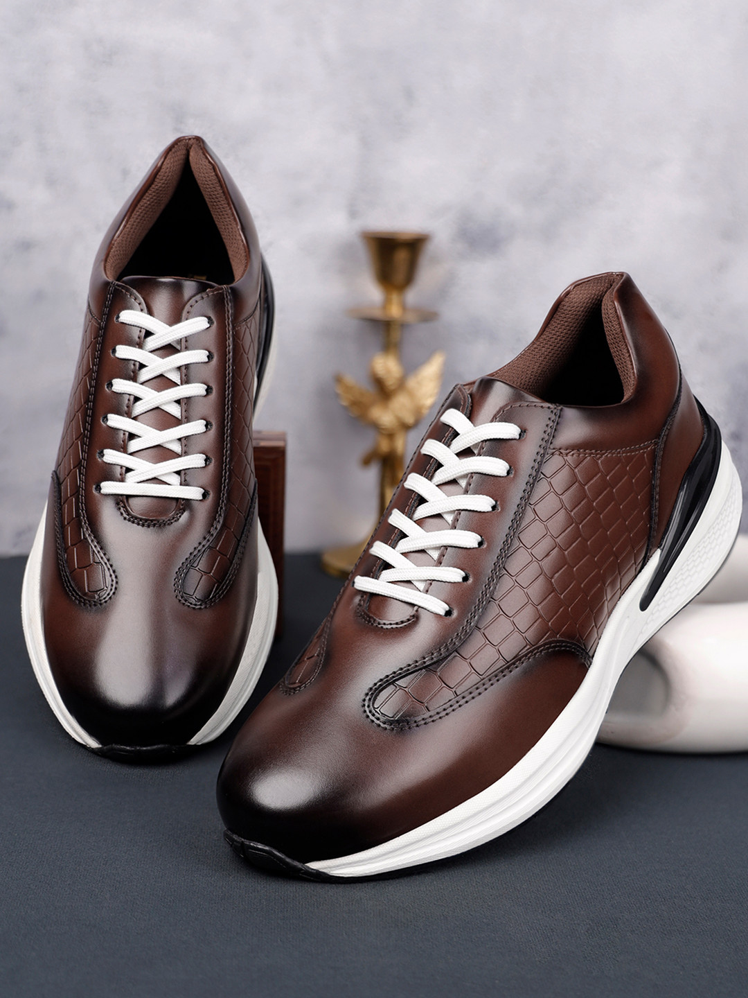 LOUIS STITCH Men's American Tan Leather Sneaker Cushioned Casual Shoes