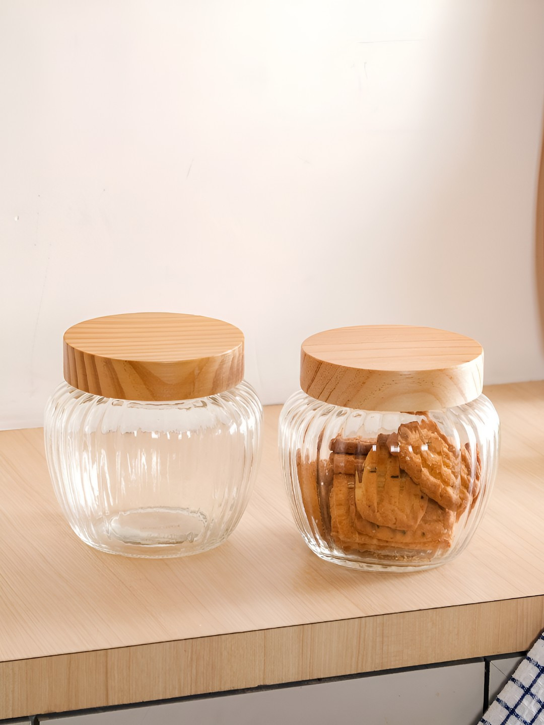 Nestasia Transparent & Brown 2 Pieces Storage Containers With Wooden Lid -1600ml