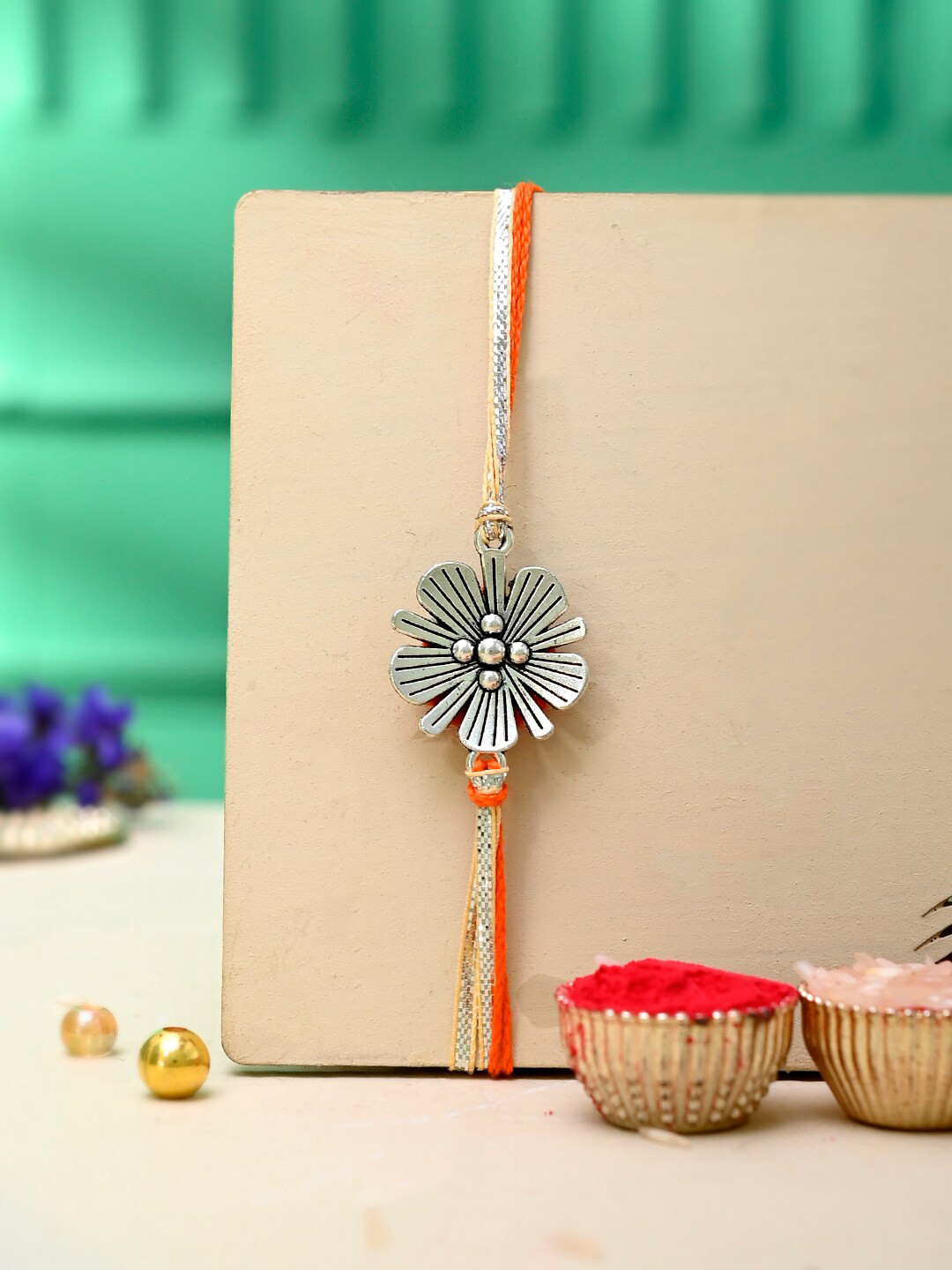 Aapno Rajasthan Floral Metal Thread Rakhi