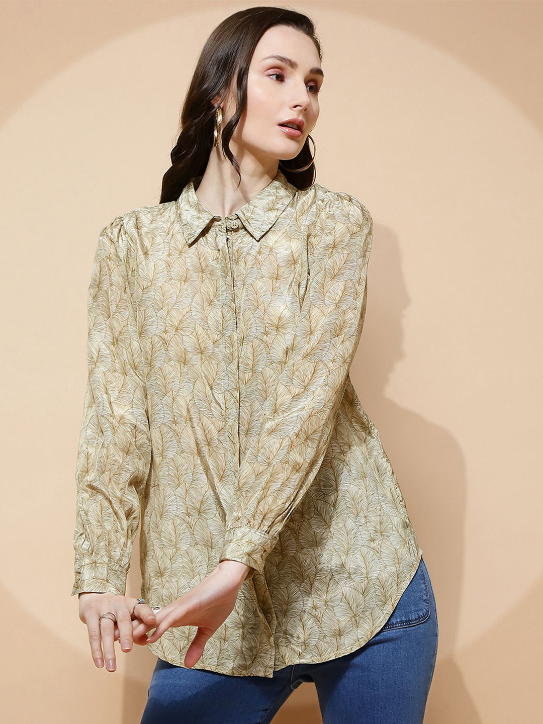 Global Republic Women Classic Tailored Fit Floral Printed Casual Shirt