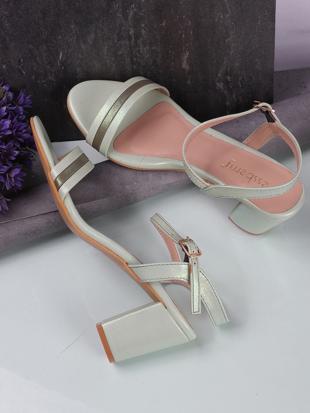 DressBerry Block Sandals with Buckles