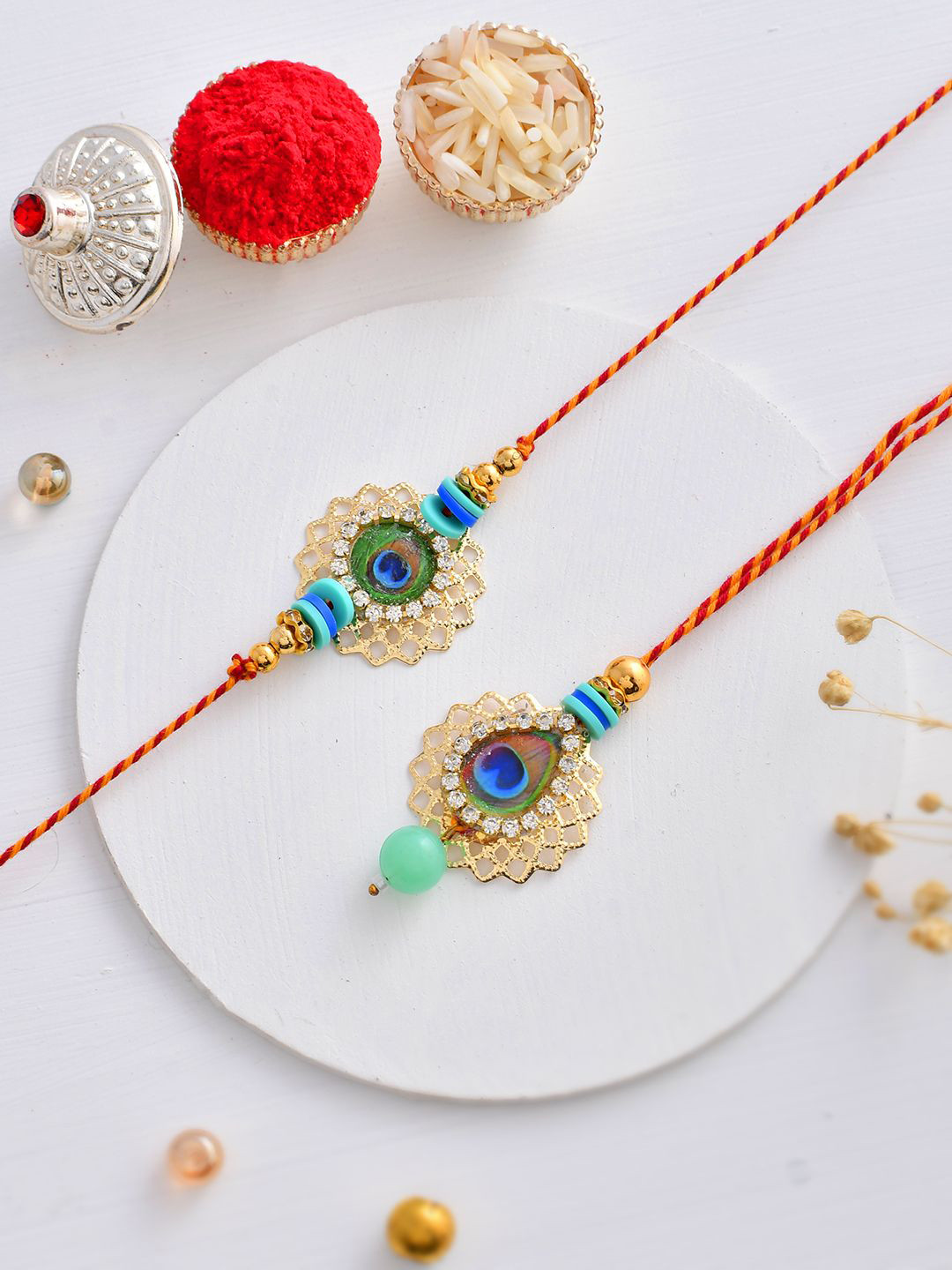 Aapno Rajasthan Beautiful Morpankh Metal Cut Bhaiya Bhabhi Thread Rakhi Set