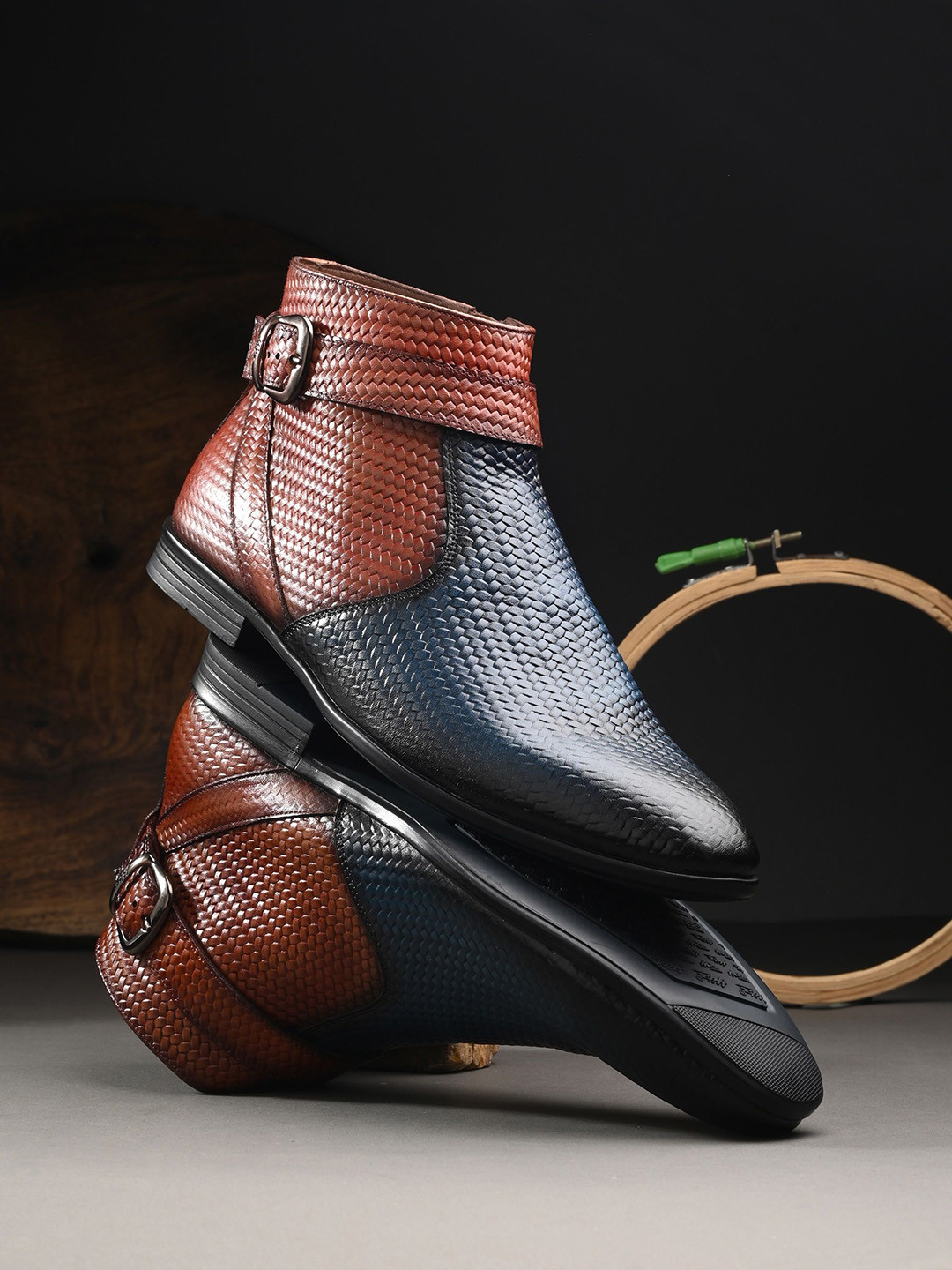 Hitz Men Textured Leather Mid-Top Regular Buckle Boot