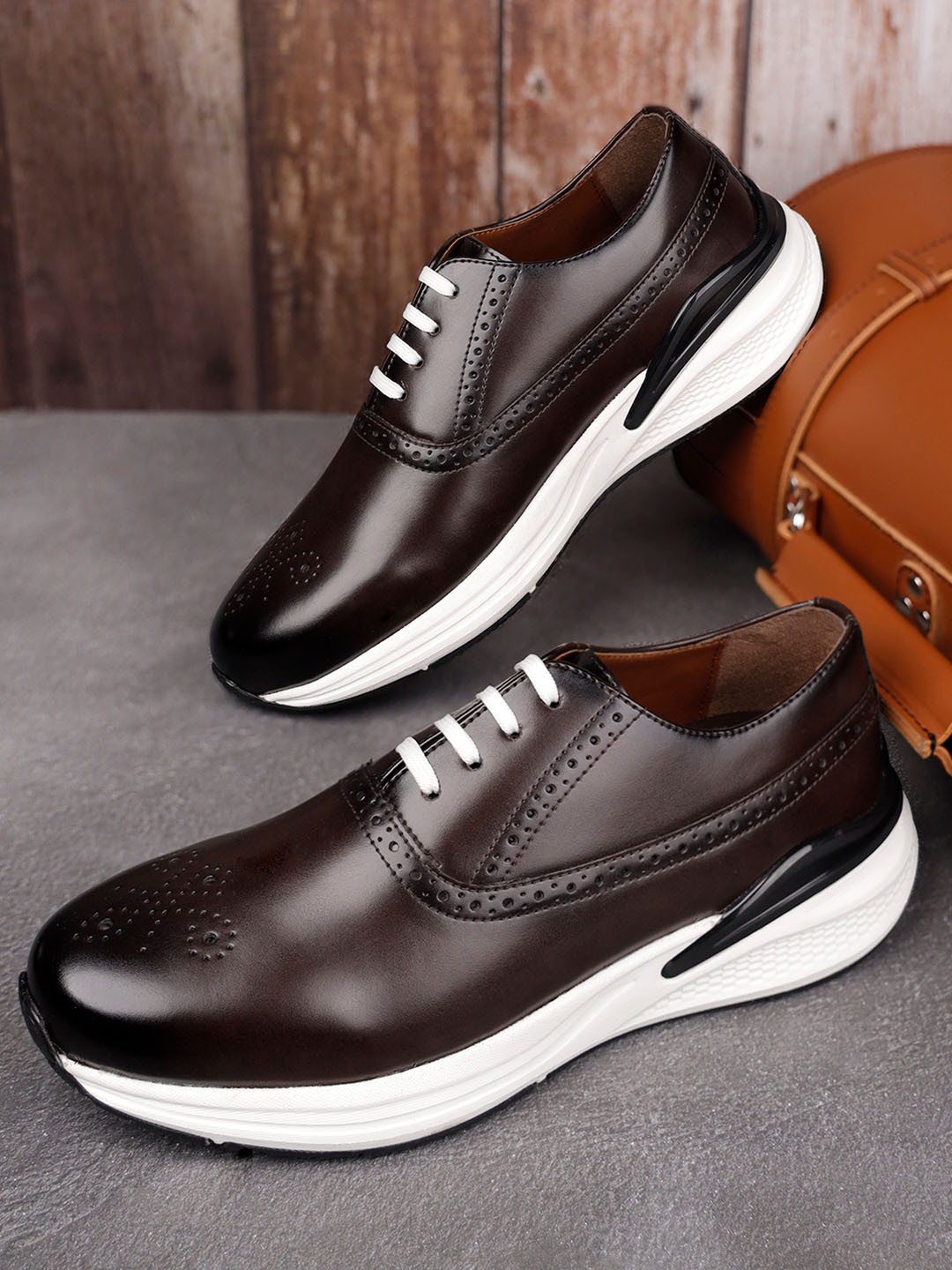 LOUIS STITCH Men's Mexican Leather Fashion Brogues Cushioned Casual Shoes