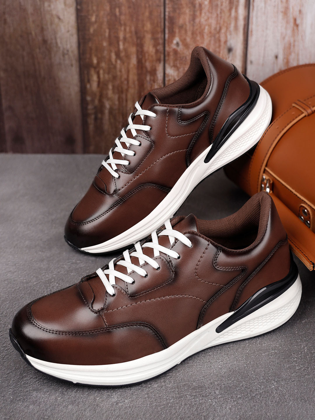 LOUIS STITCH Men's American Tan Leather Fashion Sneaker Cushioned Casual Shoes