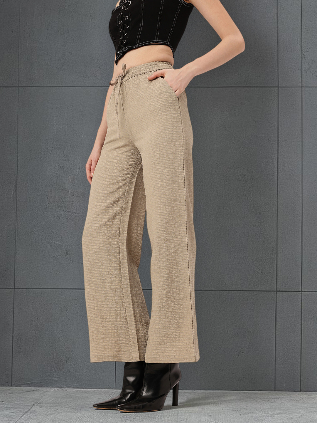 The Roadster Lifestyle Co. Women Urban Chic Seersucker High-Rise Trousers