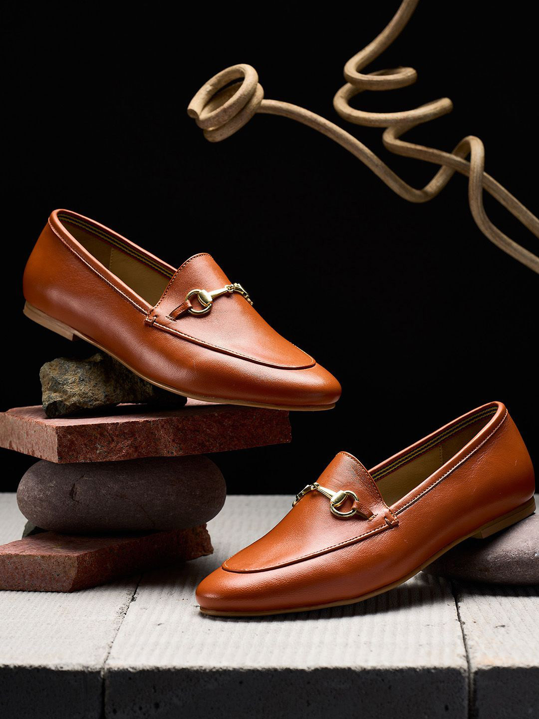 HEEL YOUR SOLE Women Buckled Leather Horsebit Loafers