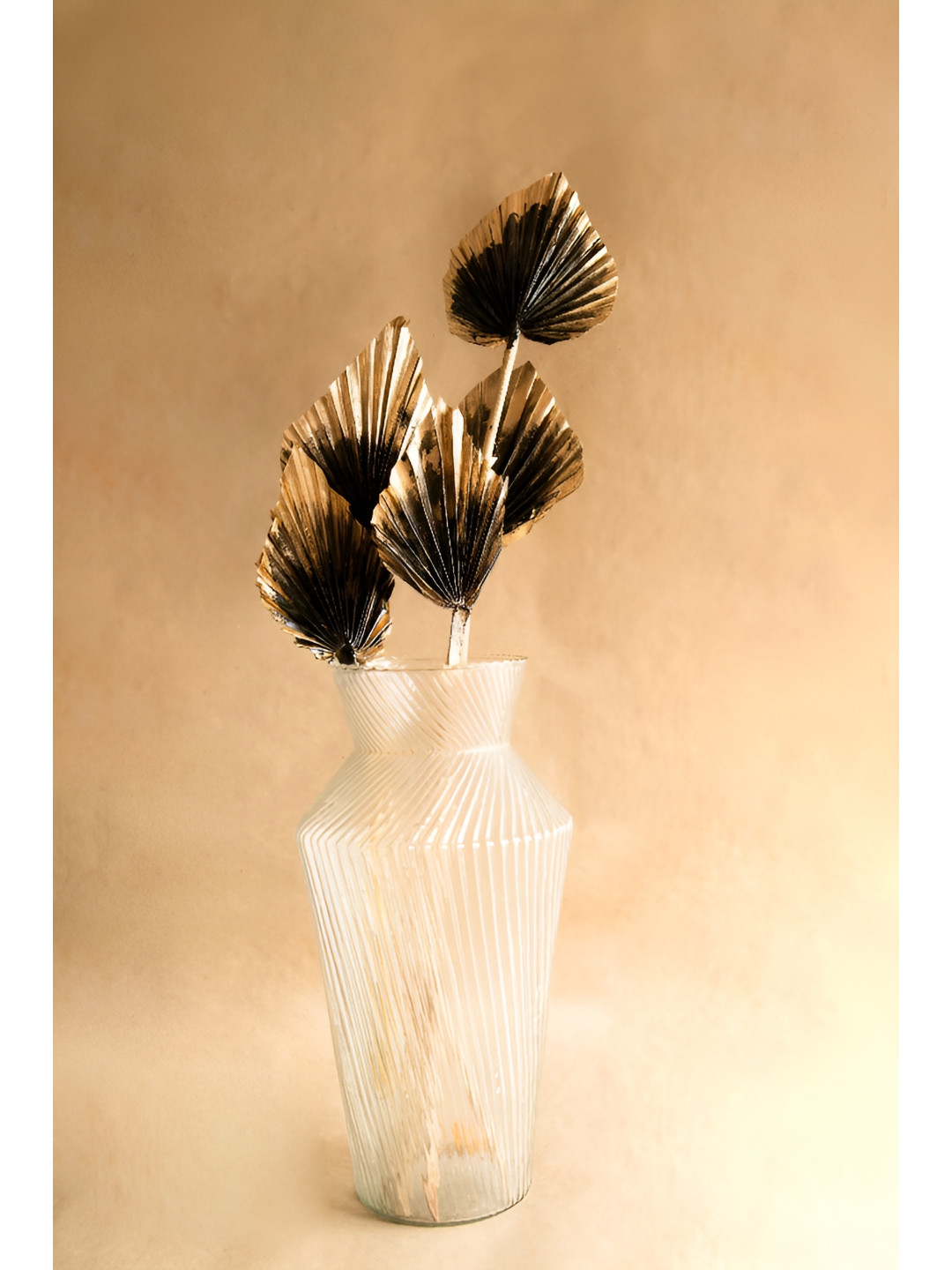 ArteCasa Gold-Toned 5 Pieces Palm Artificial Flower