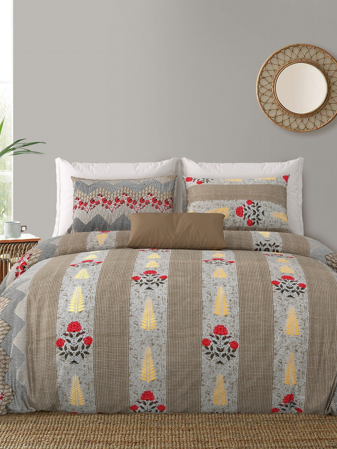 LIVING ROOTS Rozee Gold Grey Floral Pure Cotton Breathable 210 TC King Superfine Bedsheet with 2 Pillow Covers-86 x 104 inches