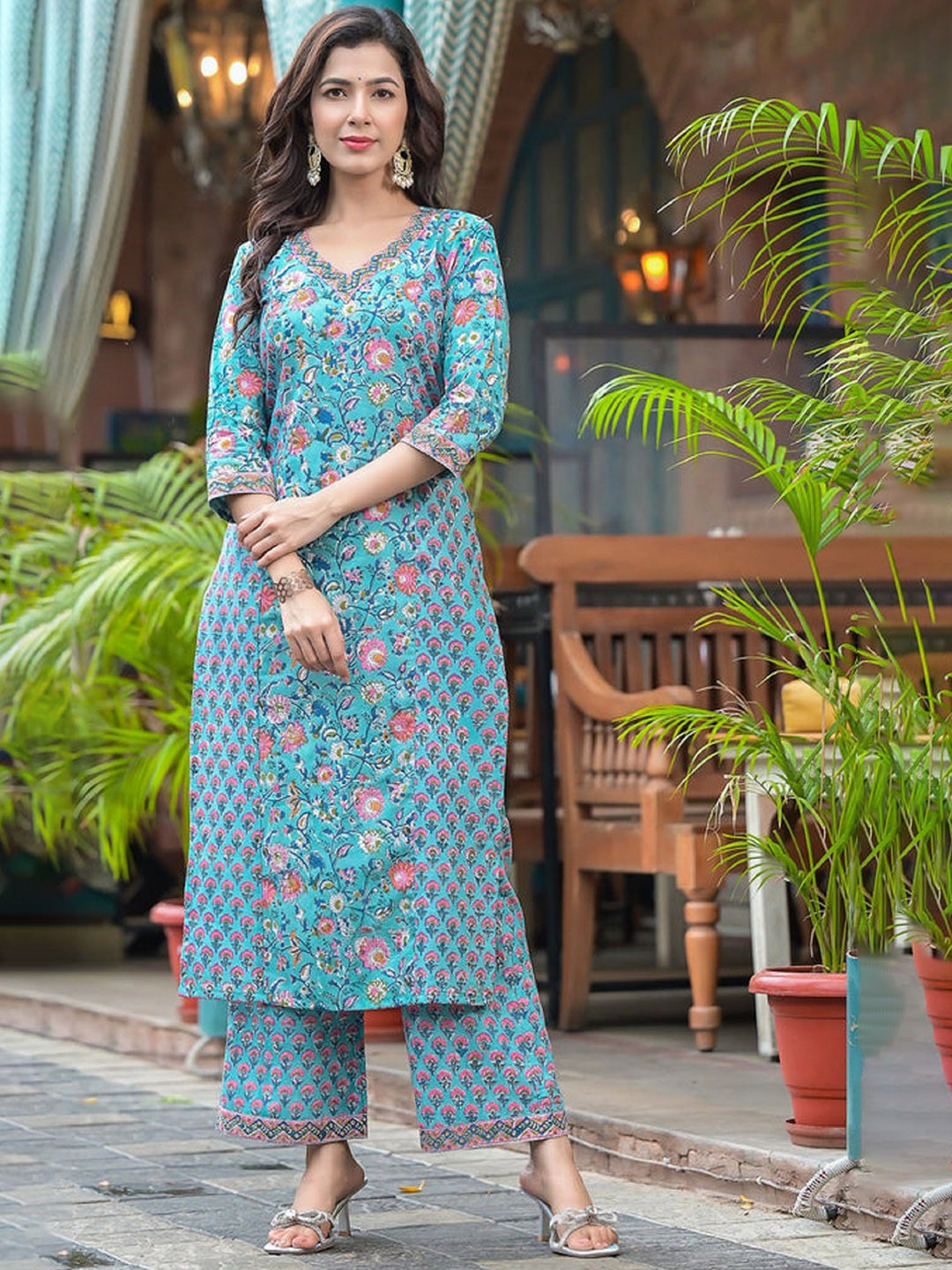 Kedar Fab Women Floral Printed Regular Kurta with Pyjamas