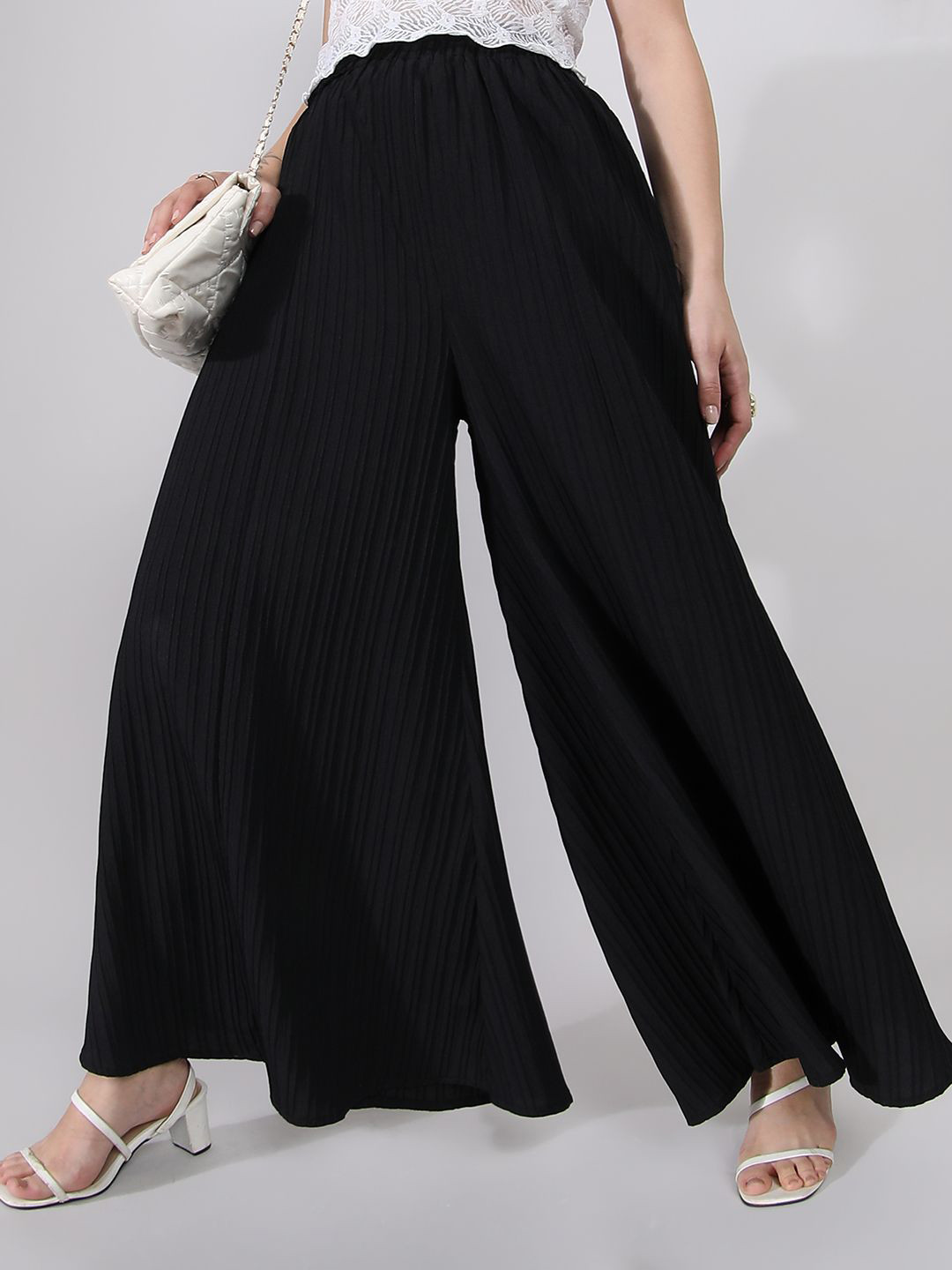 Campus Sutra Women Relaxed Easy Wash Parallel Stripe Self Design Trousers