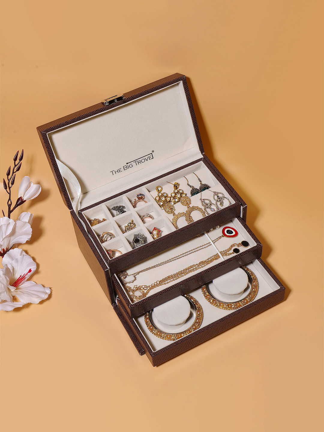 La Trove Women Locker Brown Leather Jewellery Organizer Box for Wardrobe Closet