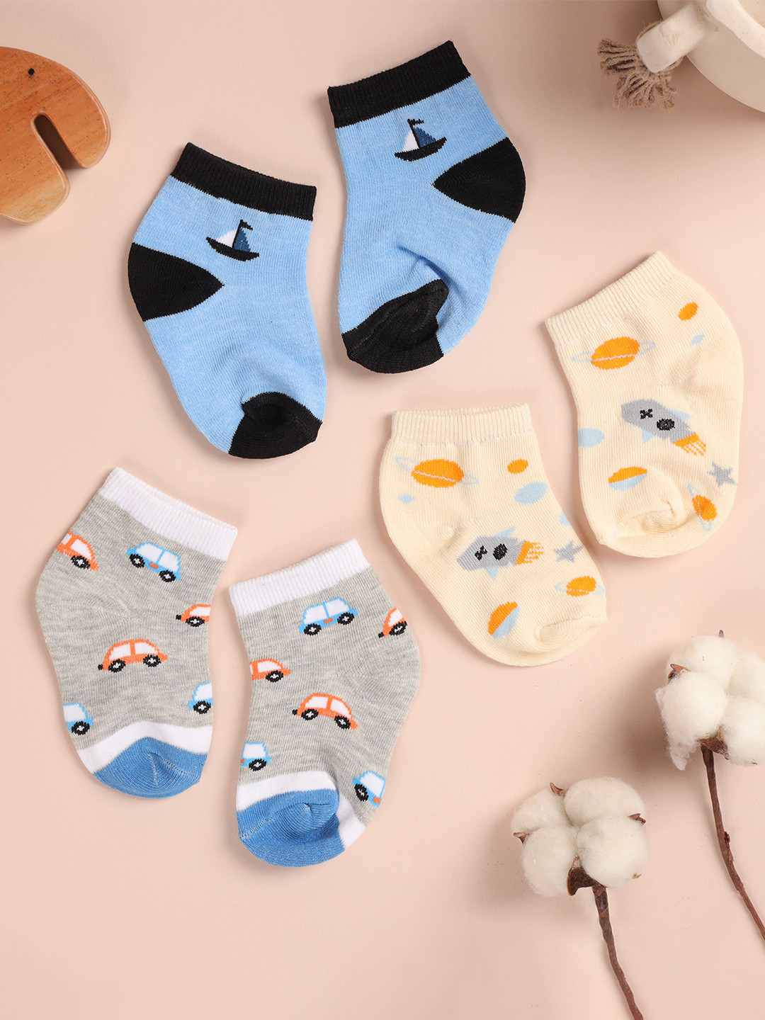 KICKS & CRAWL Kids Pack of 3 Patterned Ankle-Length Socks