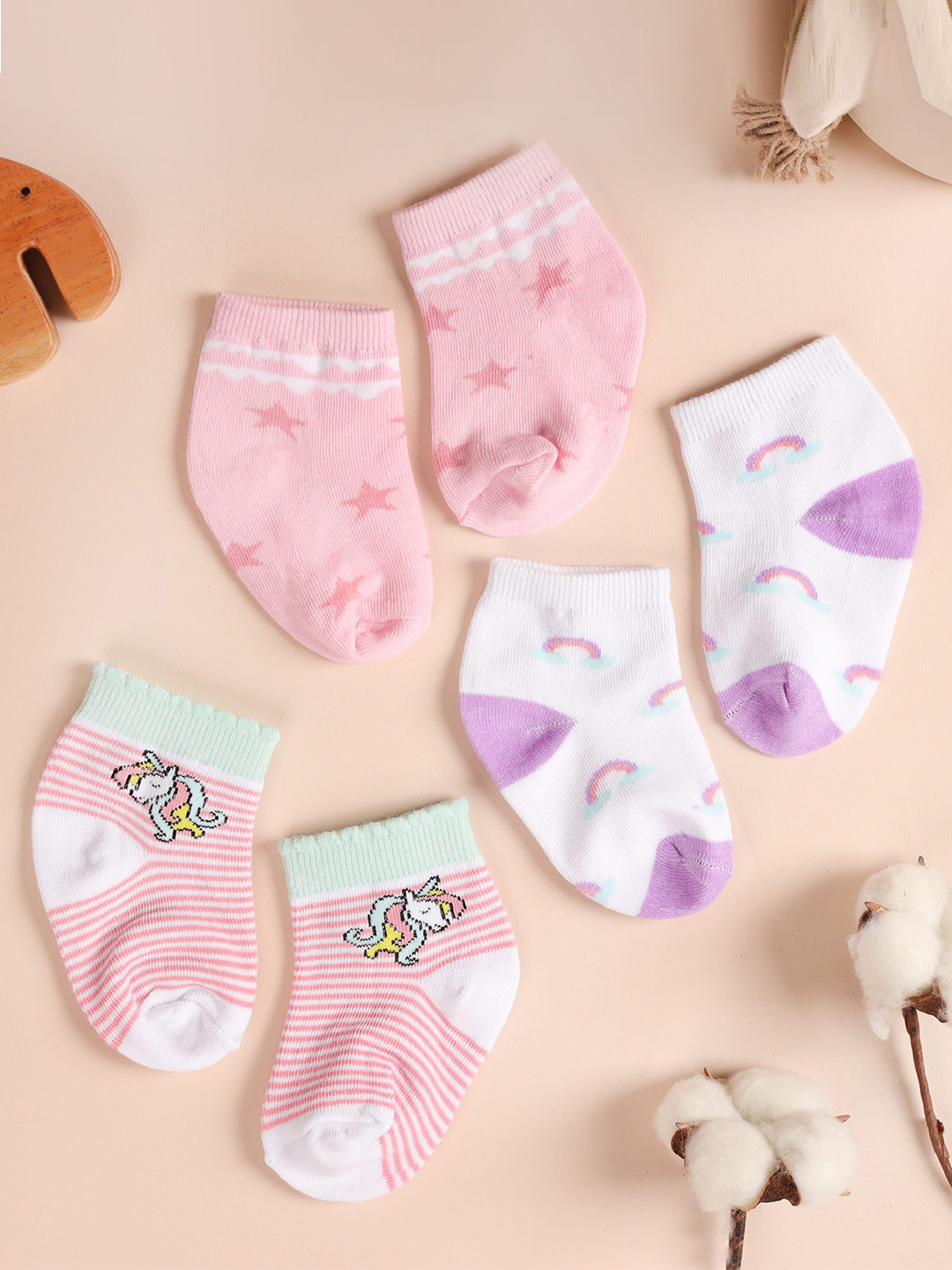 KICKS & CRAWL Pack Of 3 Infants peinted Ankle Length Socks