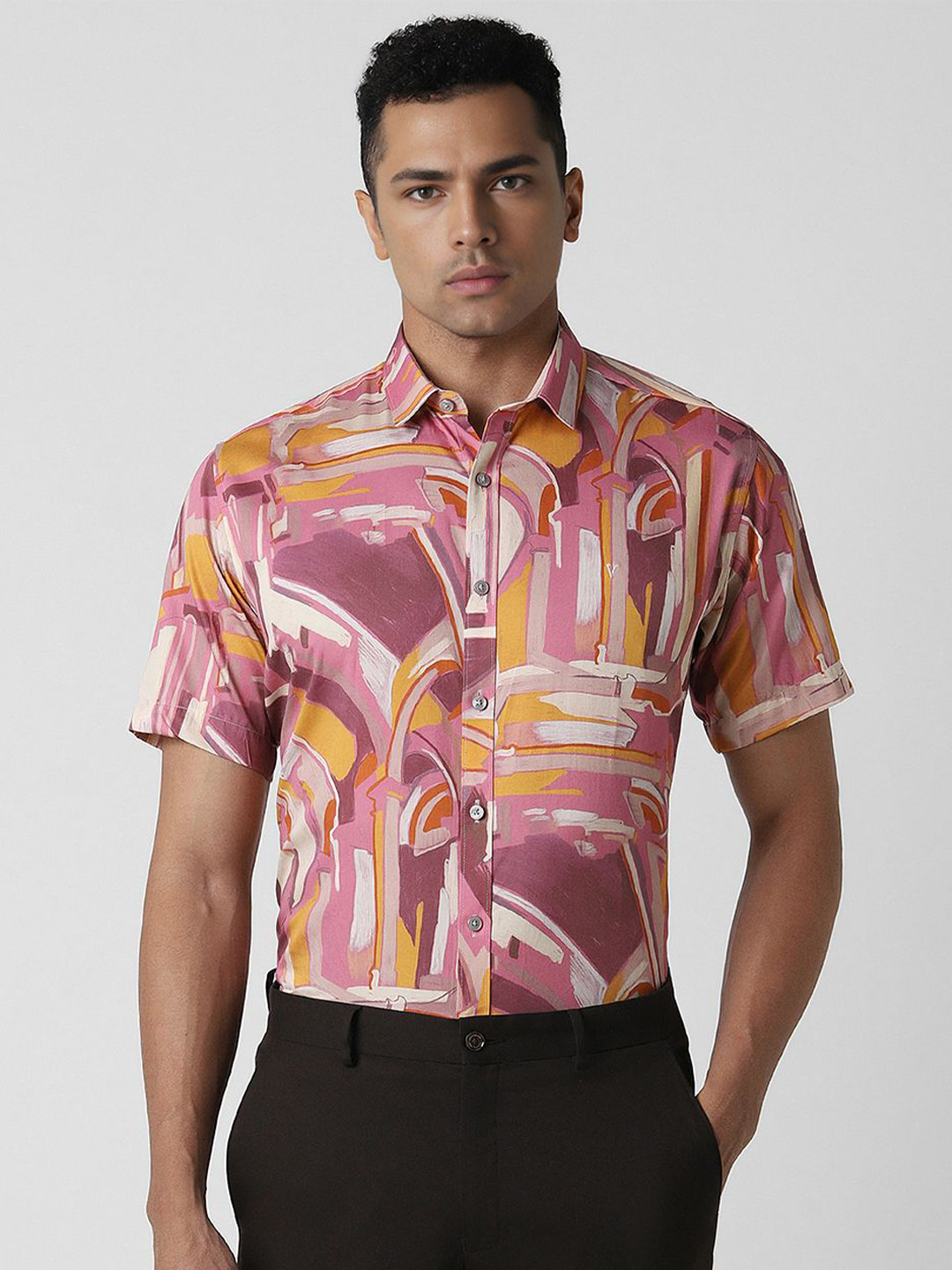 Van Heusen  Men Cotton Short Sleeves Slim Fit Printed Shirt