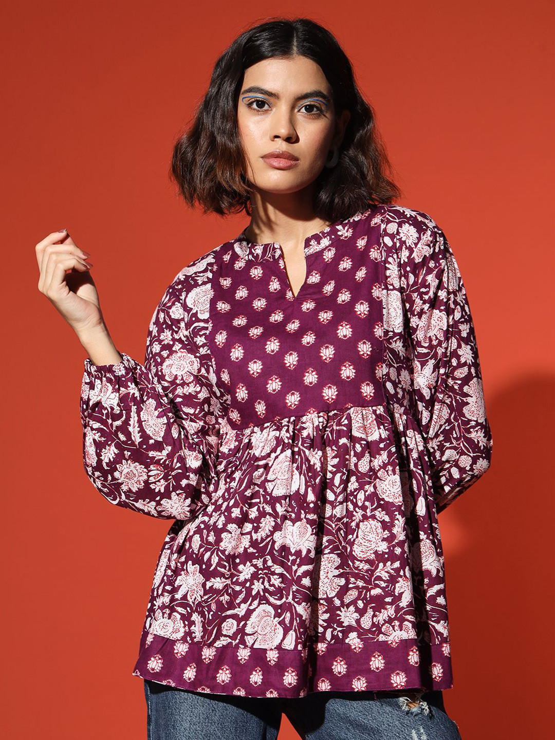 Violet Ethnic Motifs Printed V-Neck Top