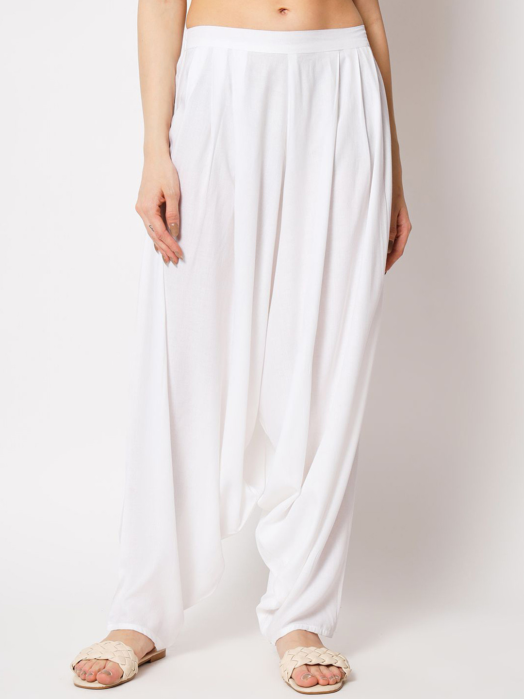 9rasa Women Mid-Rise Loose Harem Pants