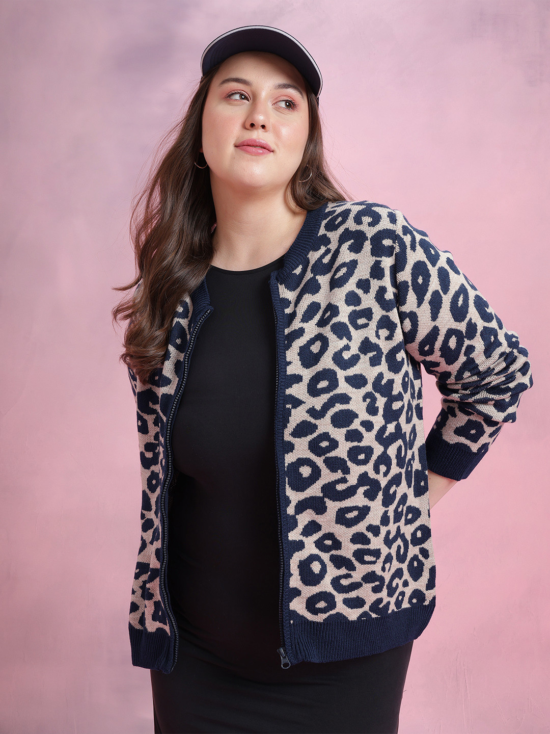DressBerry Curve Plus Size Animal skin Printed Acrylic Cardigan