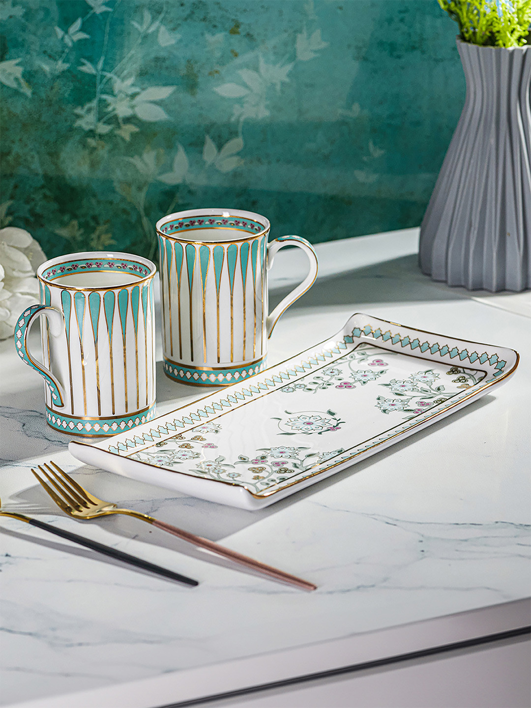 Troveas I Love My Little Brother White Striped Bone China Handmade 2 Piece Mugs with Tray-280ml