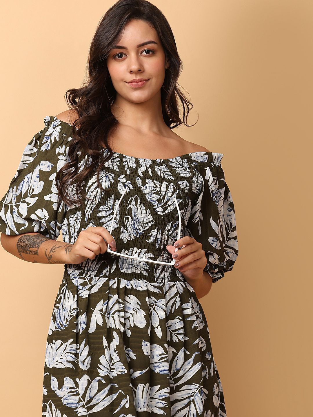 V-Mart Tropical Print Off-Shoulder Puff Sleeve Fit & Flare Midi Dress