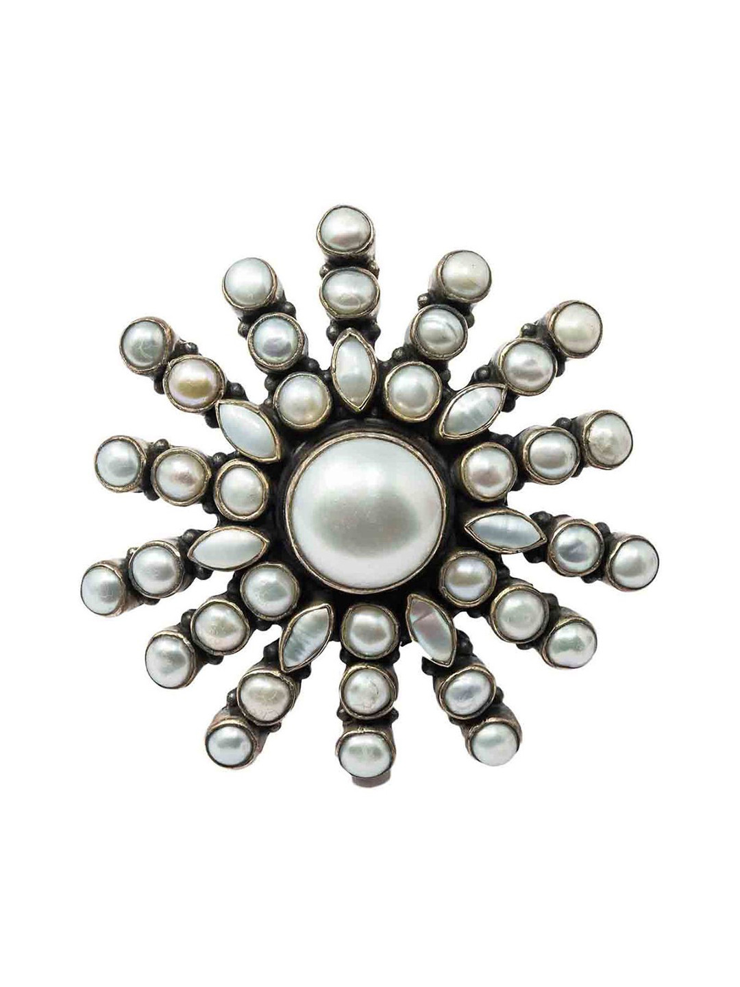Unniyarcha Artificial Beads Silver Plated Flower 92.5 Silver Finger Ring