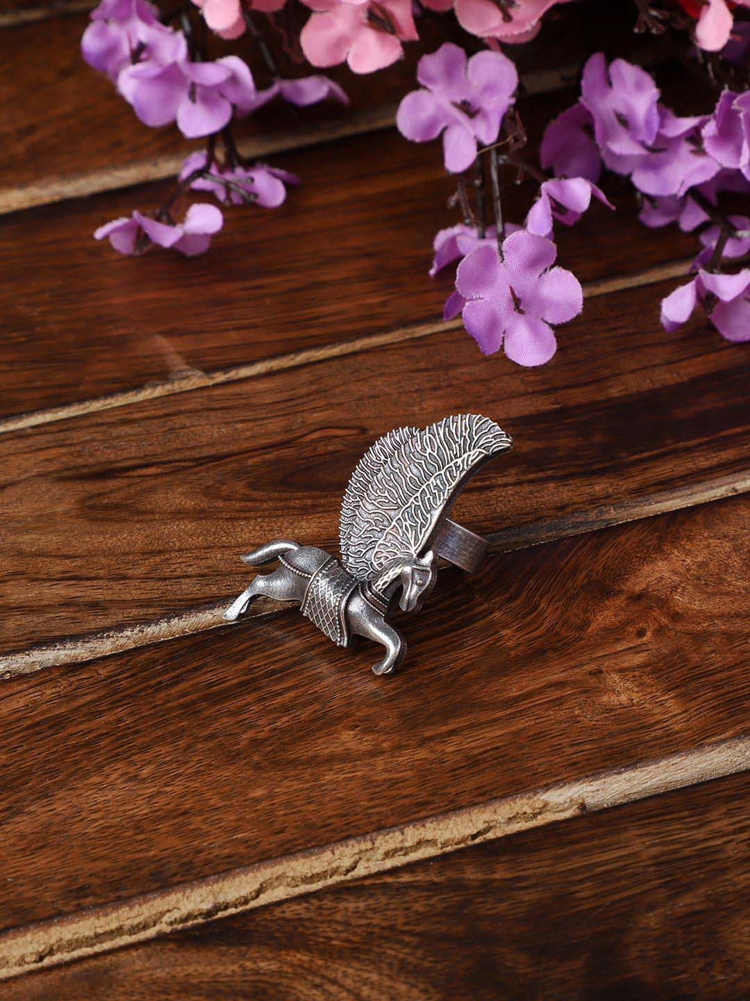 VENI Silver-Plated Horse Finger Ring