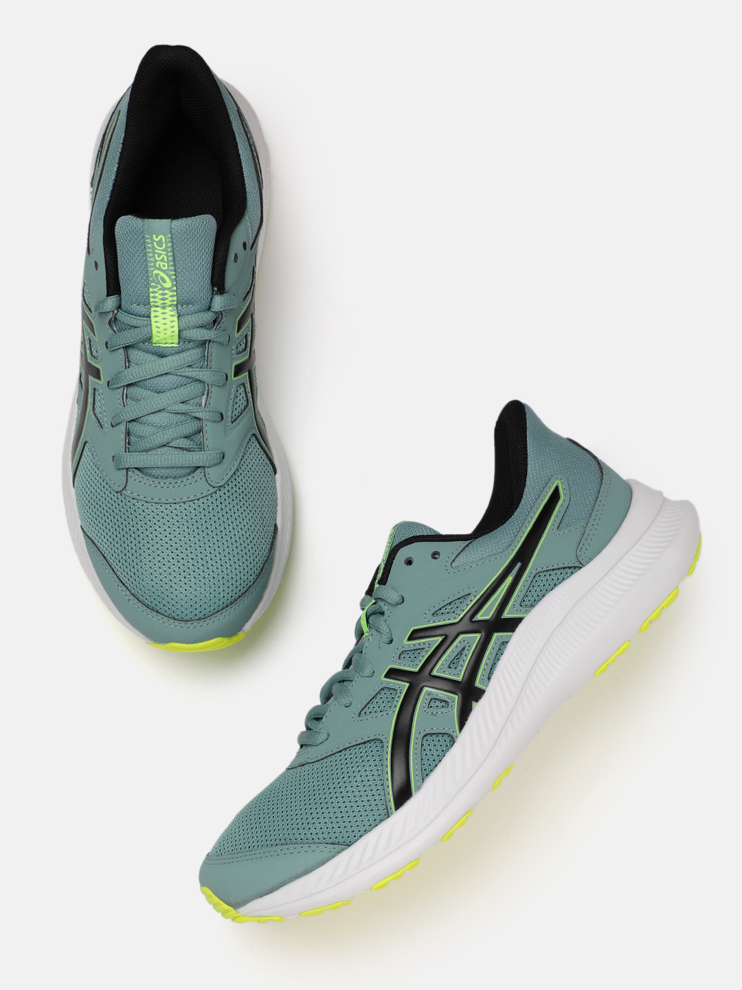 ASICS Men Jolt 4 Woven Design Running Shoes