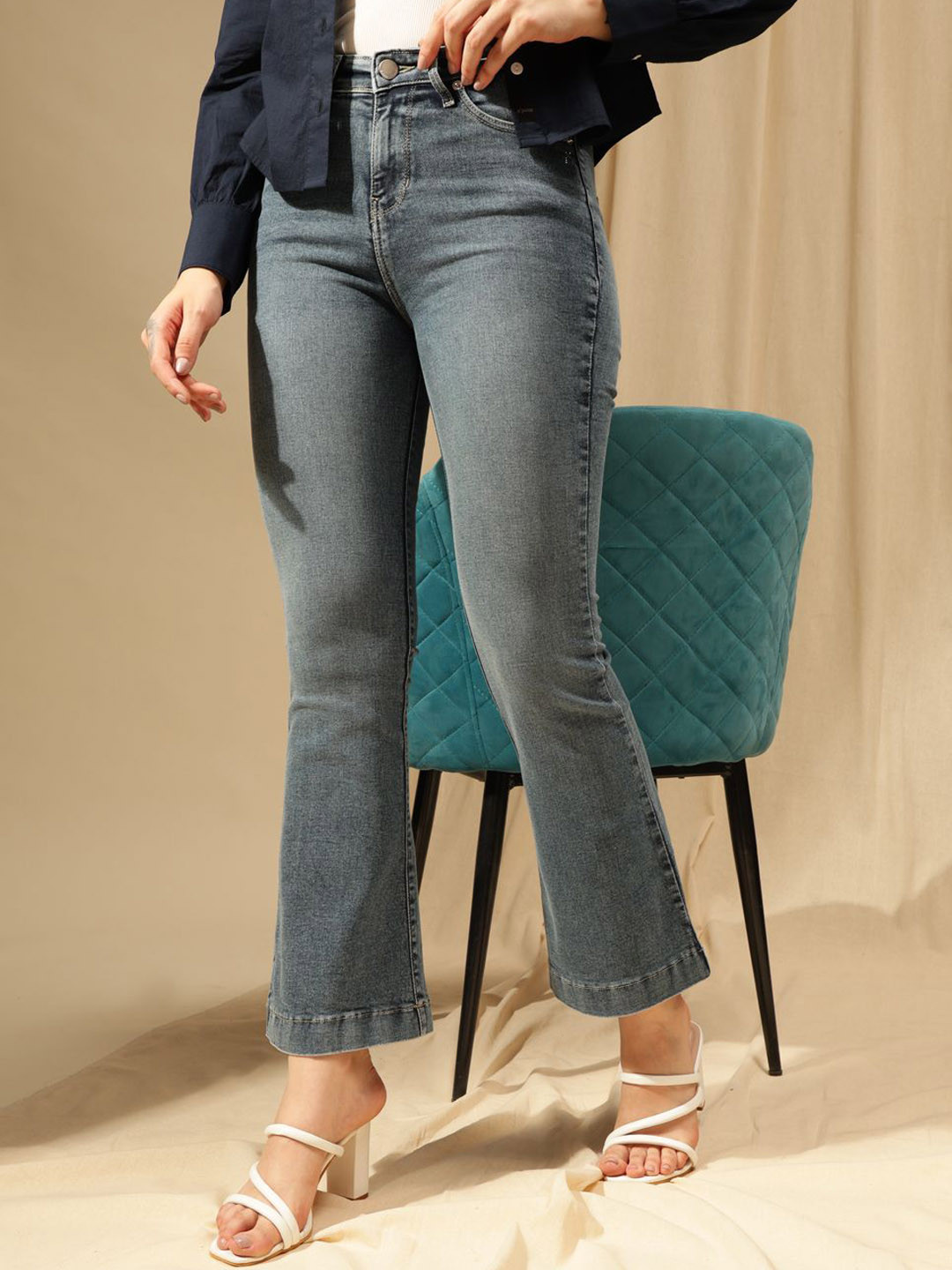 Xpose Women Comfort Flared High-Rise Light Fade Stretchable Jeans