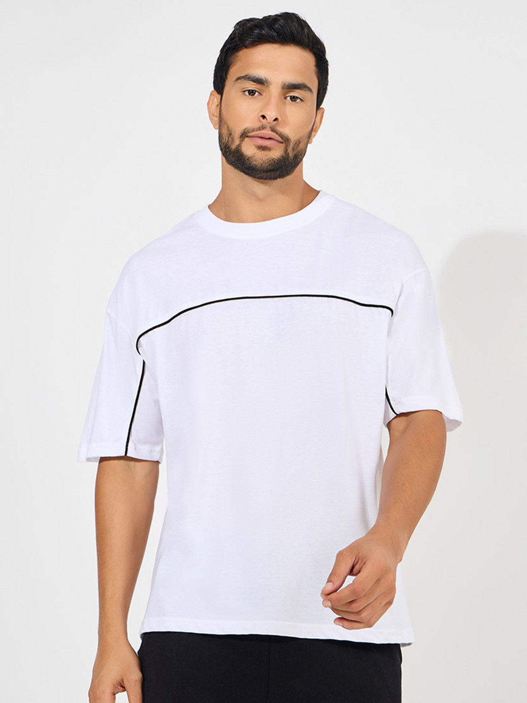Styli Oversized Contrast Seam Piping T-Shirt