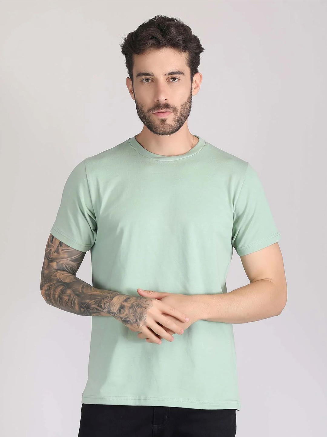 Raxedo Men Solid Round Neck T-shirt