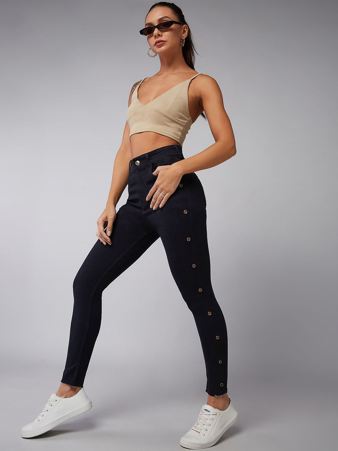 The Roadster Lifestyle Co No Fade Slim Fit Stretchable Cropped Jeans